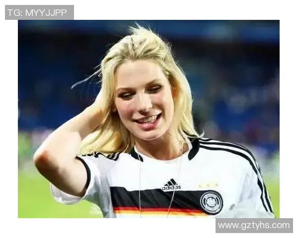 明星的妻子究竟是谁足球明星背后的她们揭秘