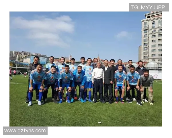 足球明星齐聚一堂展现风采的精彩旗子军团图片合集 足球明星齐聚一堂展现风采的精彩旗子军团图片合集