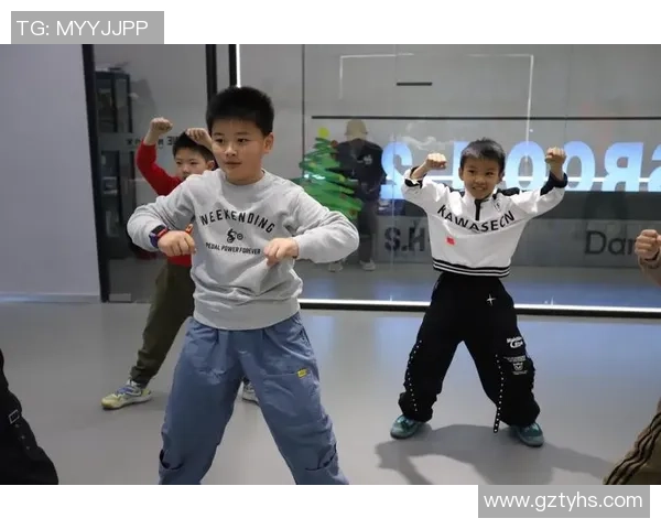 街舞评论：成都街舞队的中路突破得失